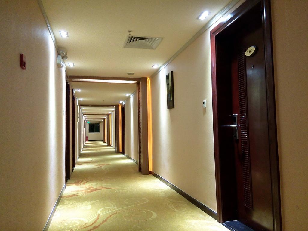 Guangzhou Li Gang Hotel Exterior photo